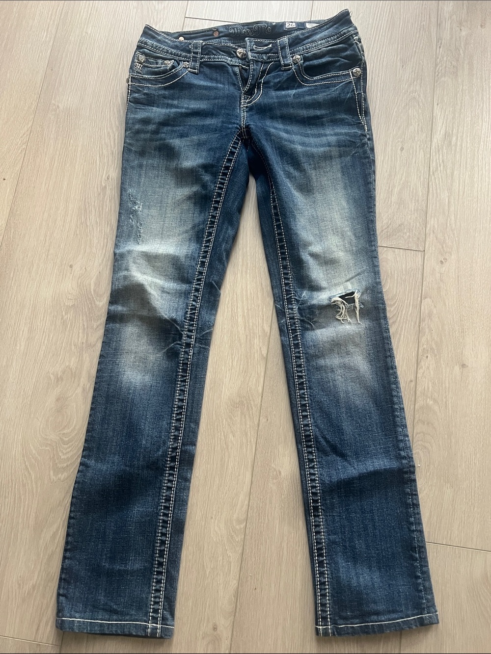 Miss Me Vintage Low Rise Straight-Leg Jeans in Faded Dark Blue with Distress